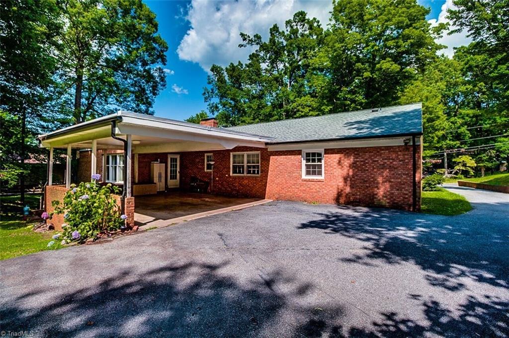 816 Shannon Road Asheboro, NC 27203 - Photo 29 of 30 Gallery Image 29