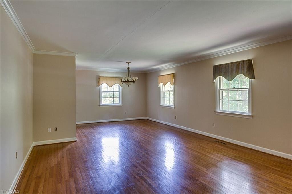 816 Shannon Road Asheboro, NC 27203 - Photo 4 of 30 Gallery Image 4