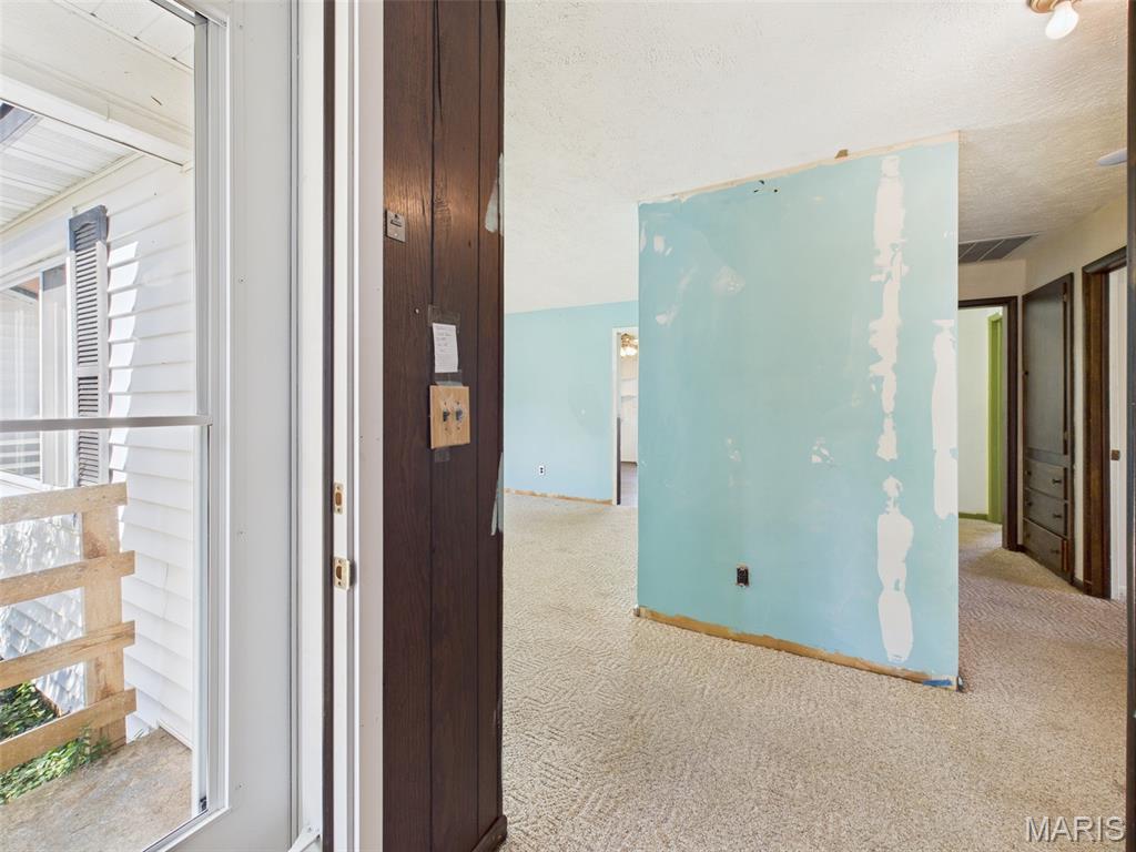 231 Raef Road Lebanon, MO 65536 - Photo 17 of 57