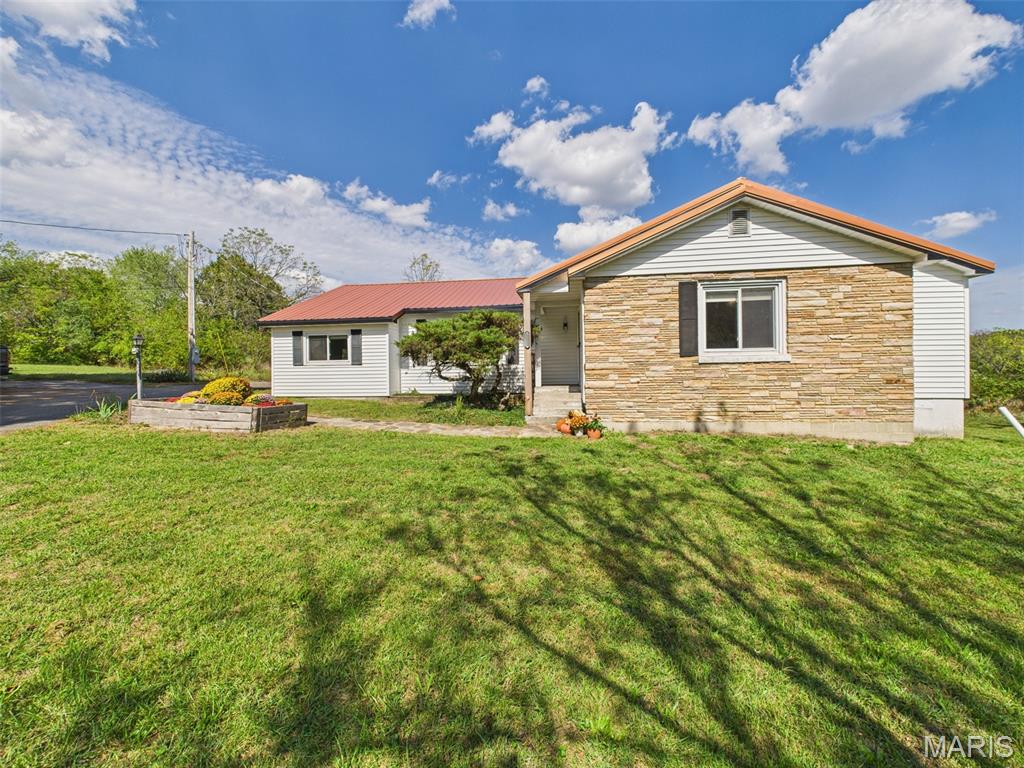 231 Raef Road Lebanon, MO 65536 - Photo 9 of 57