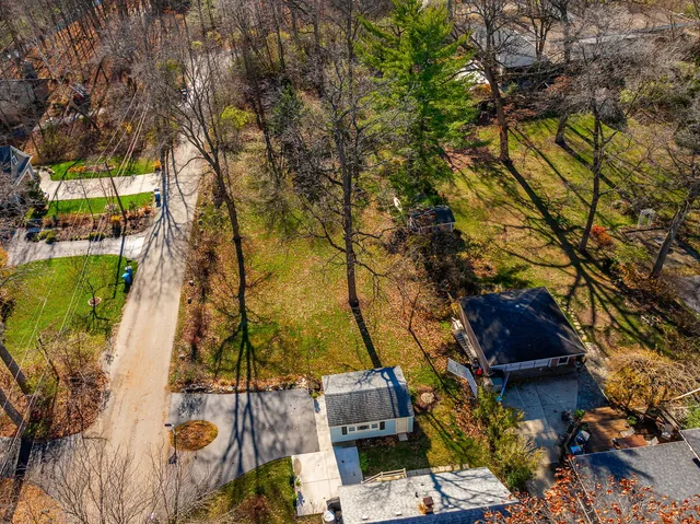 $2,650 | 1901 Curtiss Street, Downers Grove, IL 60515