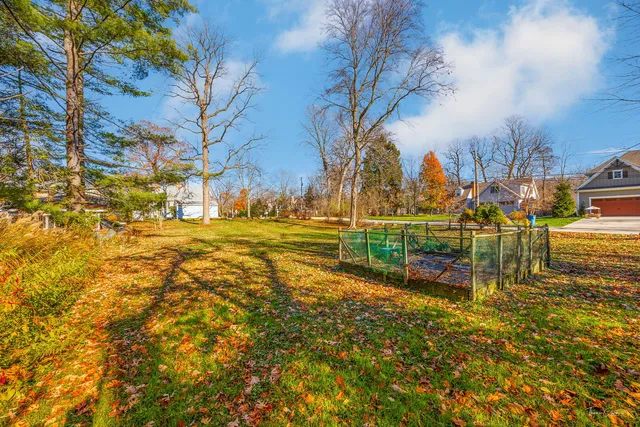 $2,650 | 1901 Curtiss Street, Downers Grove, IL 60515