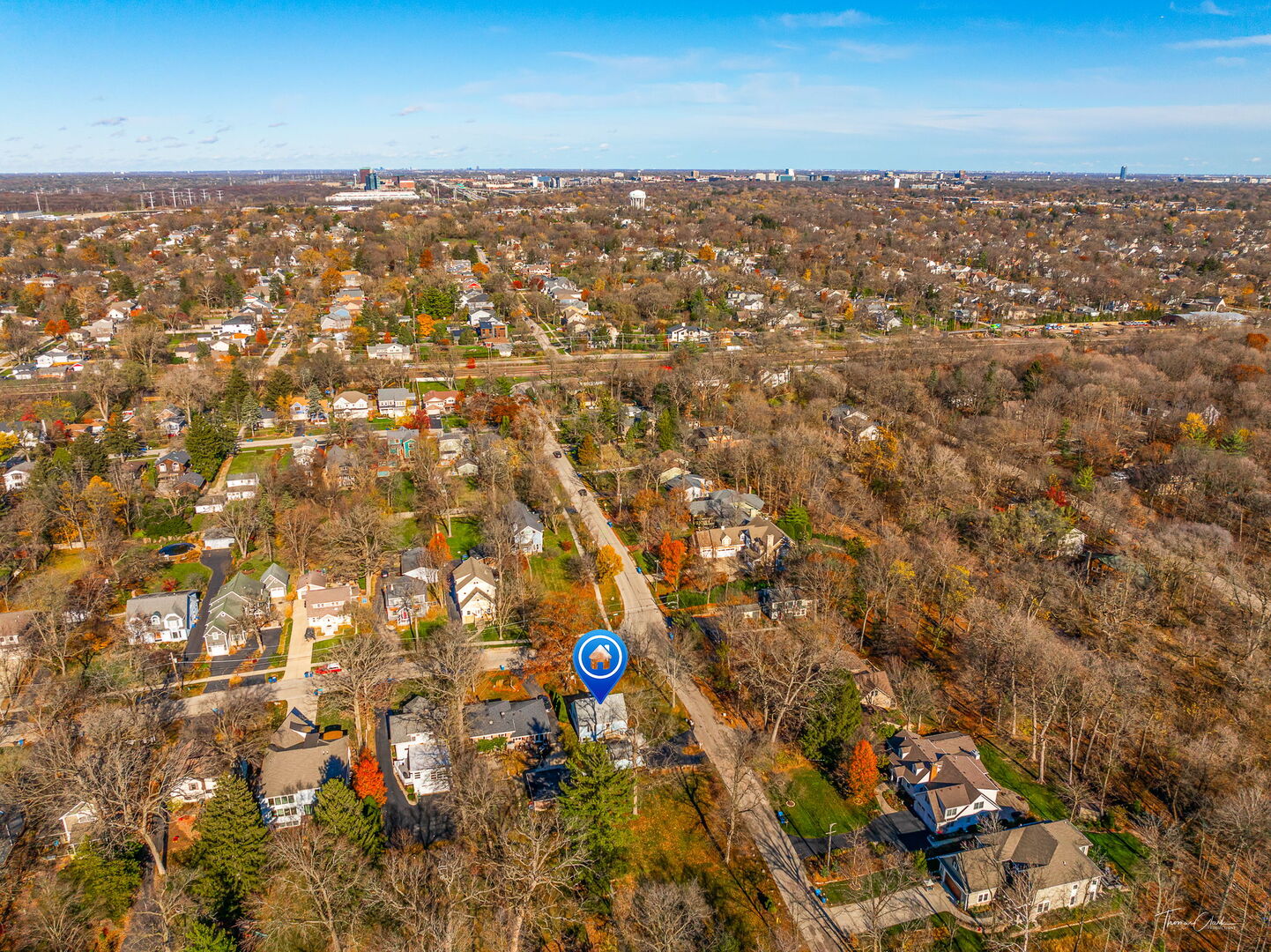 1901 Curtiss Street Downers Grove, IL 60515 - Photo 38 of 45 an aerial view of residential building and trees
