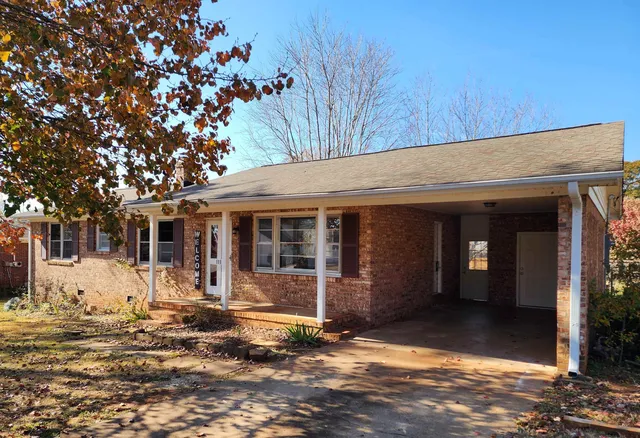 $289,900 | 111 Courtland Drive, Greenville, SC 29617