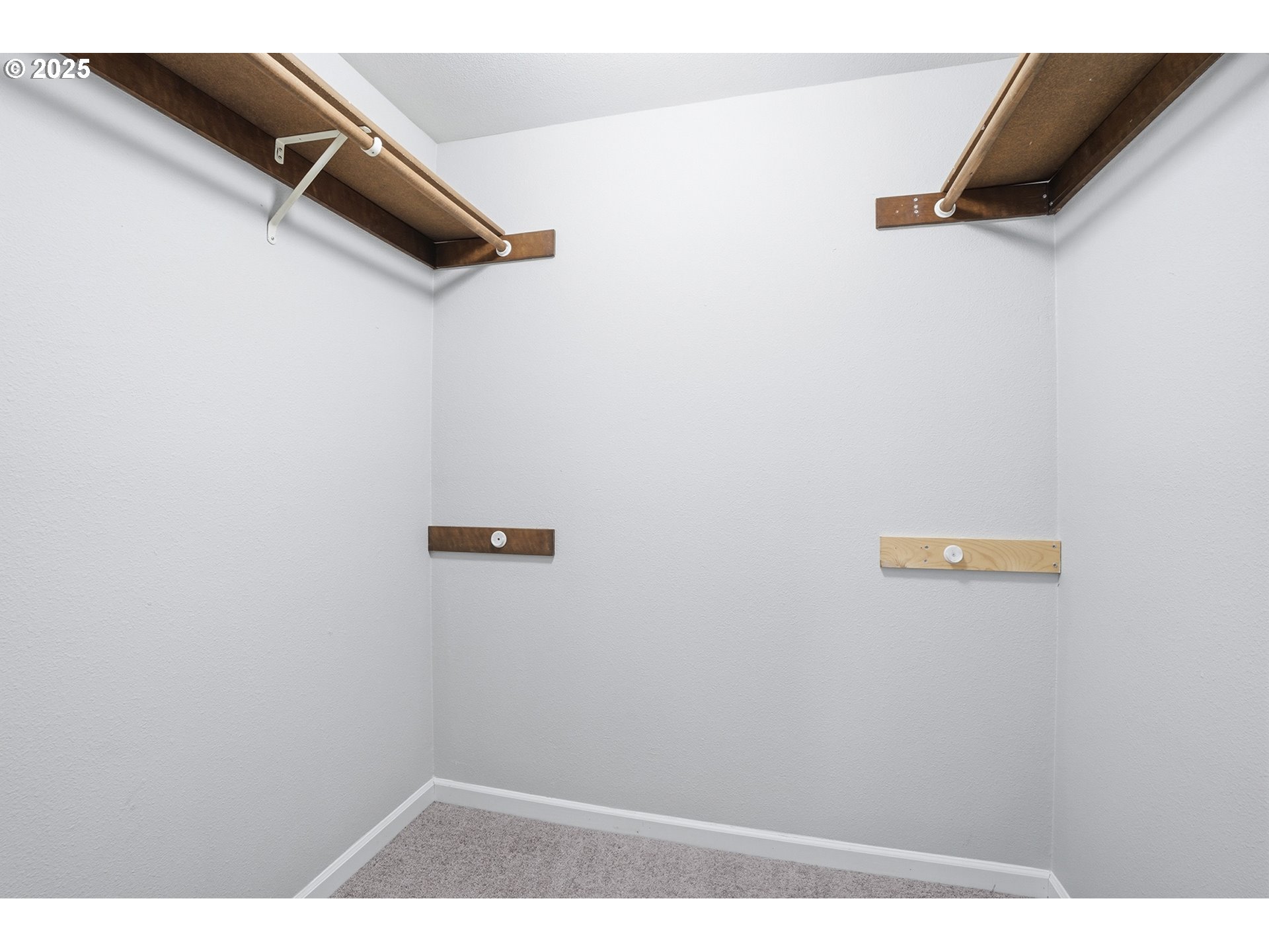 10955 Southwest Meadowbrook Drive, Unit 16 Portland, OR 97224 - Photo 21 of 26 a view of a wall with utility