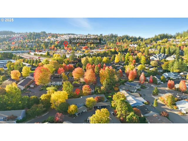 a black and white photo of a city