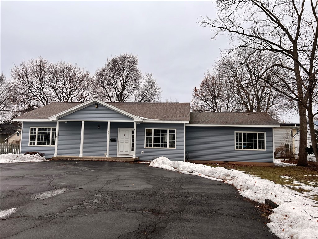 605 Mason Street Arcadia, NY 14513 - Photo 2 of 18