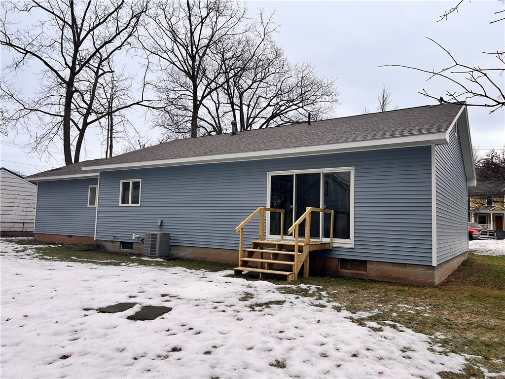 605 Mason Street Arcadia, NY 14513 - Photo 3 of 18