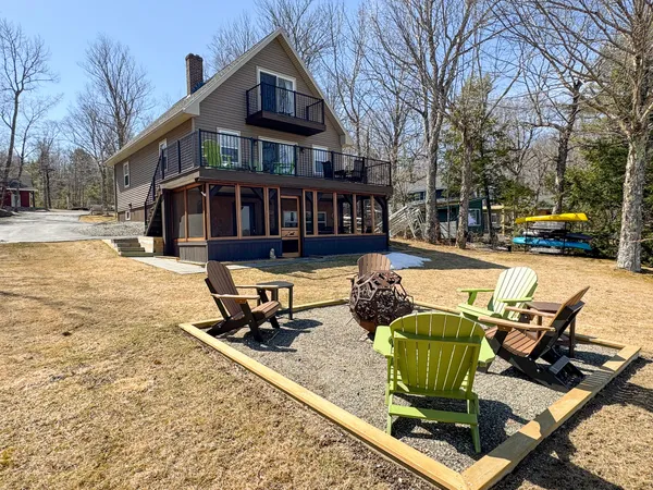 $575,000 | 454 Stanhope Mill Road, Lincoln, ME 04457