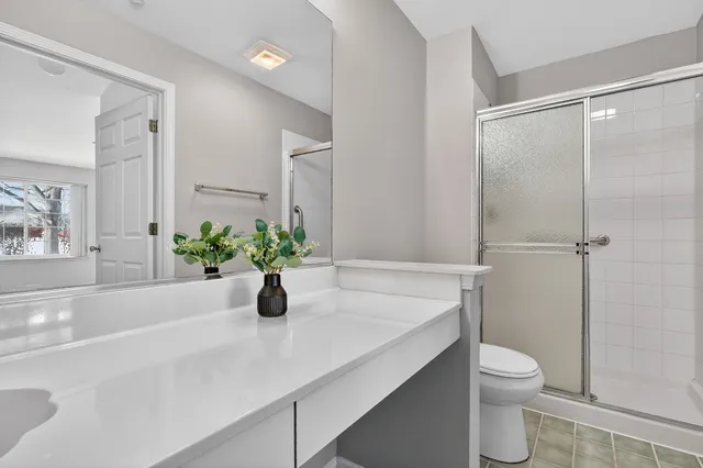 $319,900 | 1643 Colfax Court, Unit 4, Bartlett, IL 60103