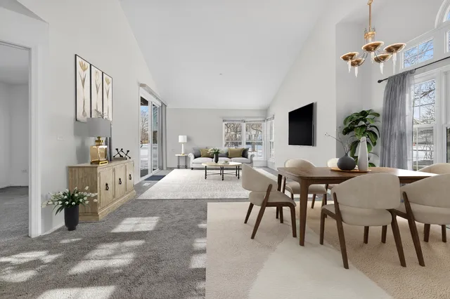 $319,900 | 1643 Colfax Court, Unit 4, Bartlett, IL 60103