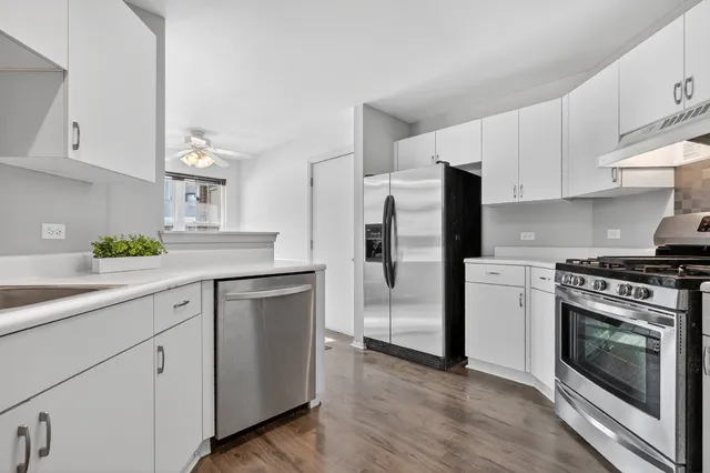 $319,900 | 1643 Colfax Court, Unit 4, Bartlett, IL 60103