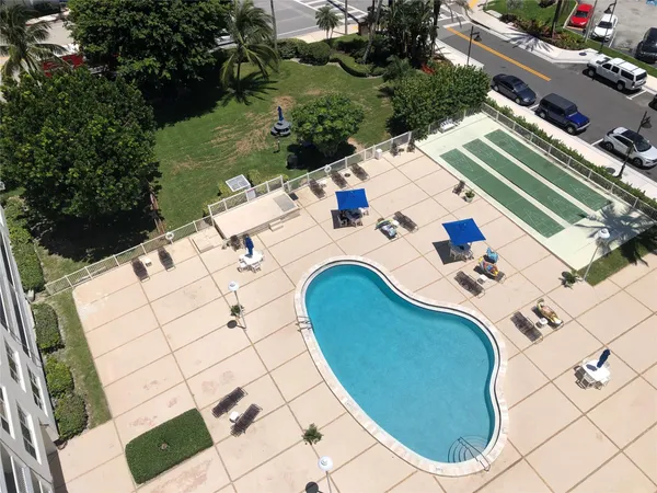 $2,350 | 201 North Ocean Boulevard, Unit 1106, Pompano Beach, FL 33062