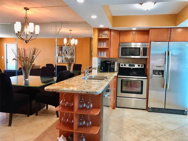 $2,350 | 201 North Ocean Boulevard, Unit 1106, Pompano Beach, FL 33062