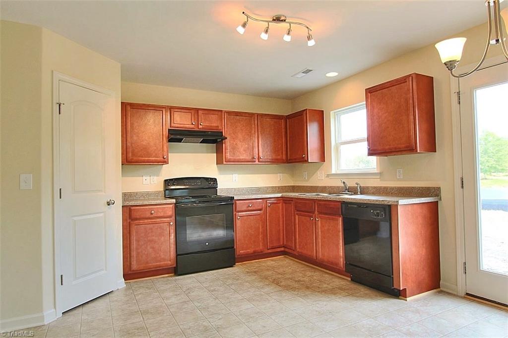 630 Tyro Road Lexington, NC 27295 - Photo 7 of 18