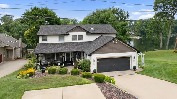 $644,900 | 10740 Emerald Drive, Cement City, MI 49233