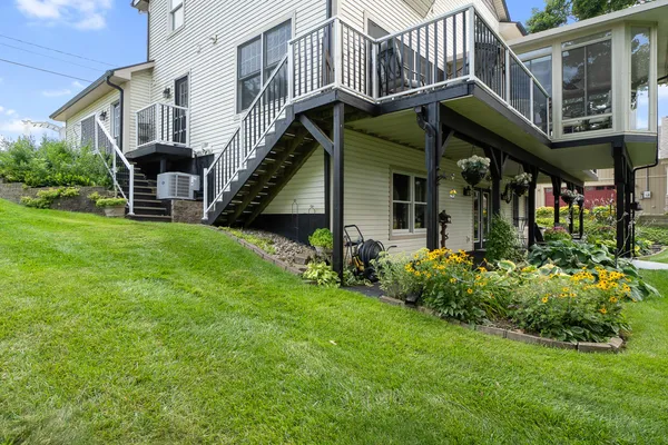 $644,900 | 10740 Emerald Drive, Cement City, MI 49233