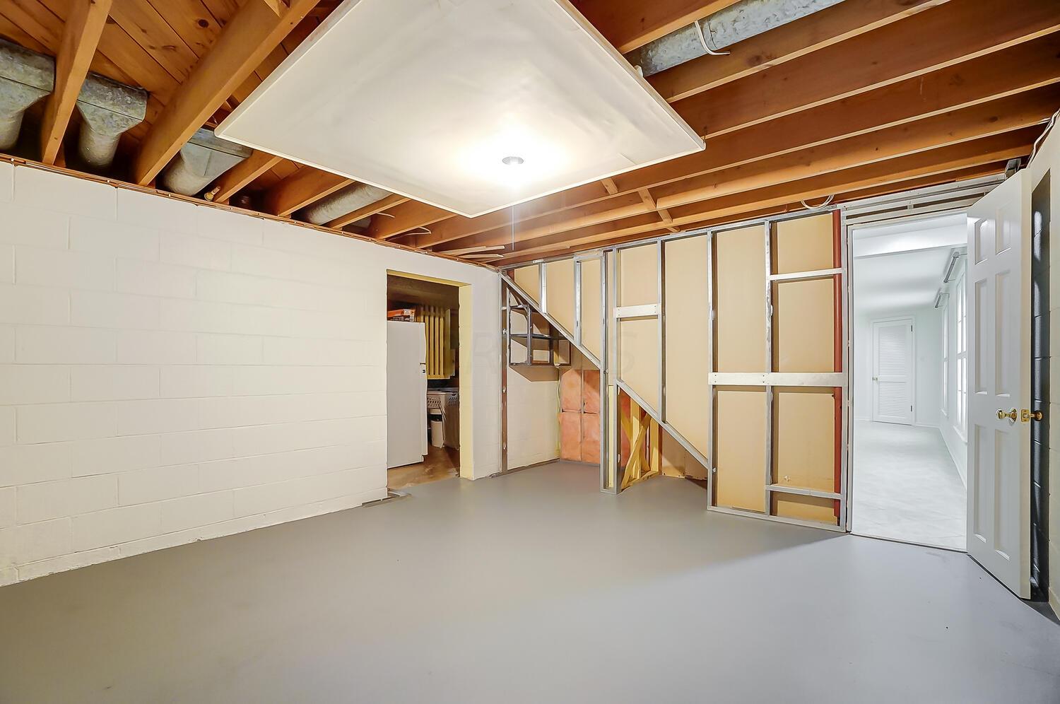 2895 Halstead Road Upper Arlington, OH 43221 - Photo 46 of 63 50041490-049_web