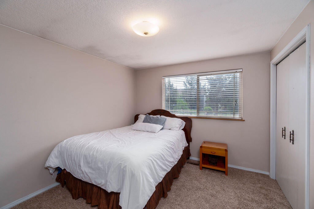 63480 Vogt Road Bend, OR 97701 - Photo 15 of 28 DSC09318-Edit