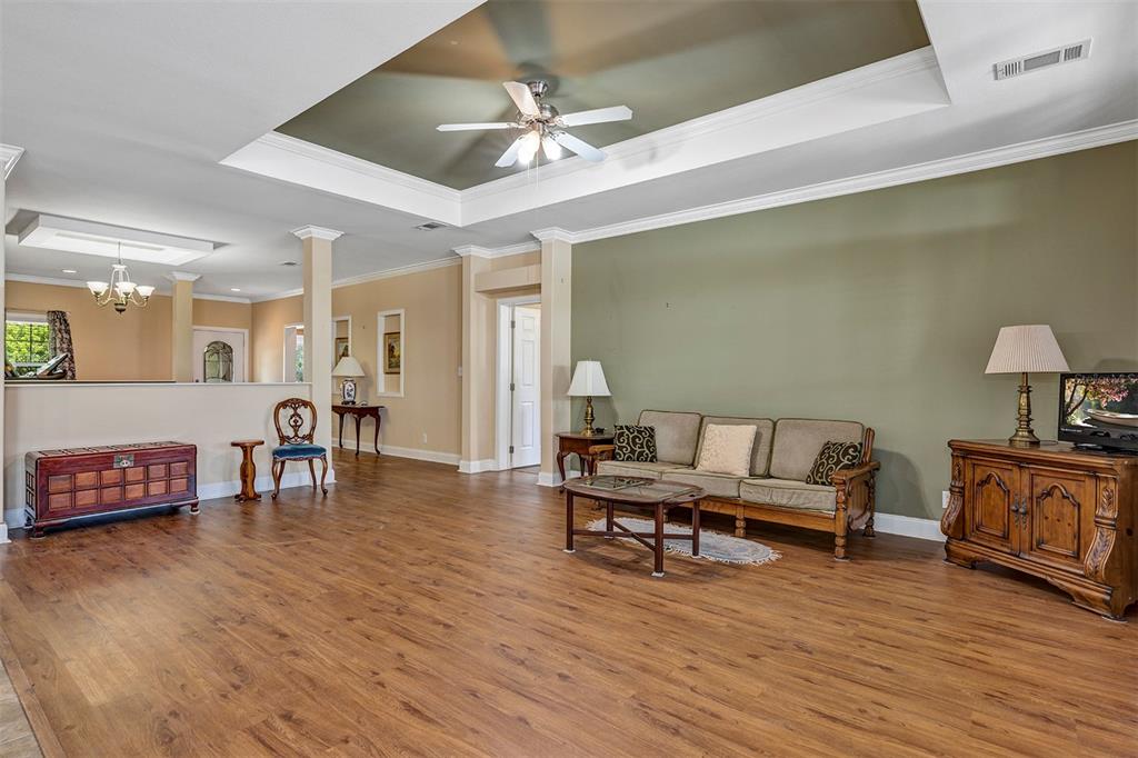 1124 Ustler Road Apopka, FL 32712 - Photo 9 of 24
