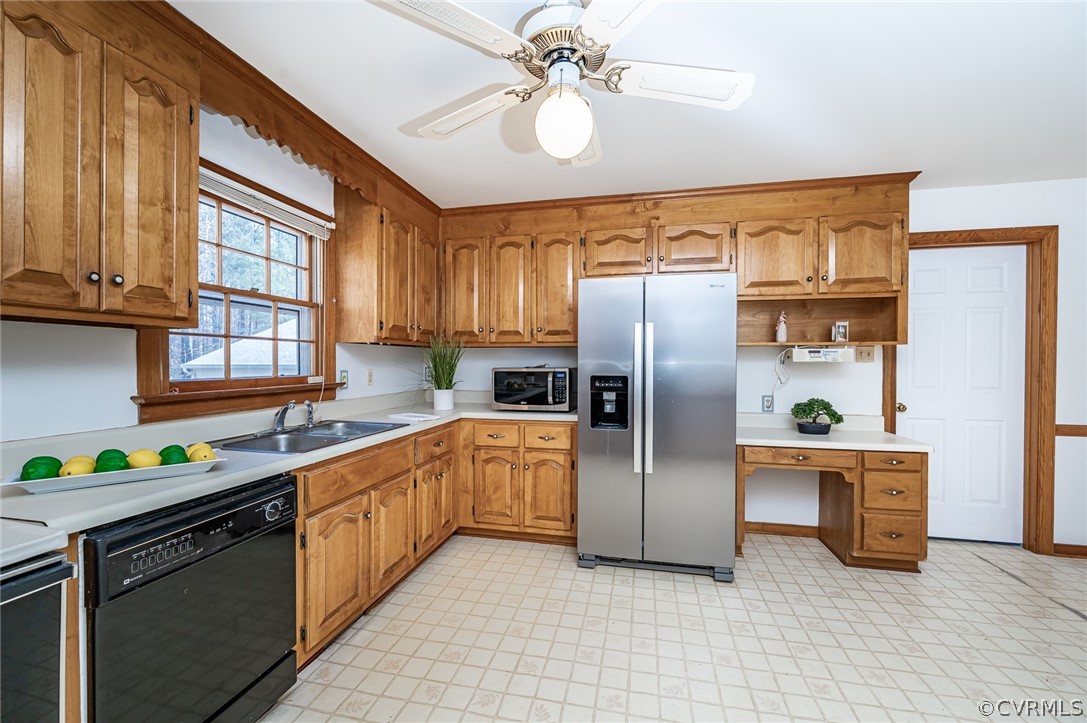 13530 Spring Run Road Midlothian, VA 23112 - Photo 12 of 41 a kitchen with stainless steel appliances granite countertop a refrigerator a sink a stove and a refrigerator