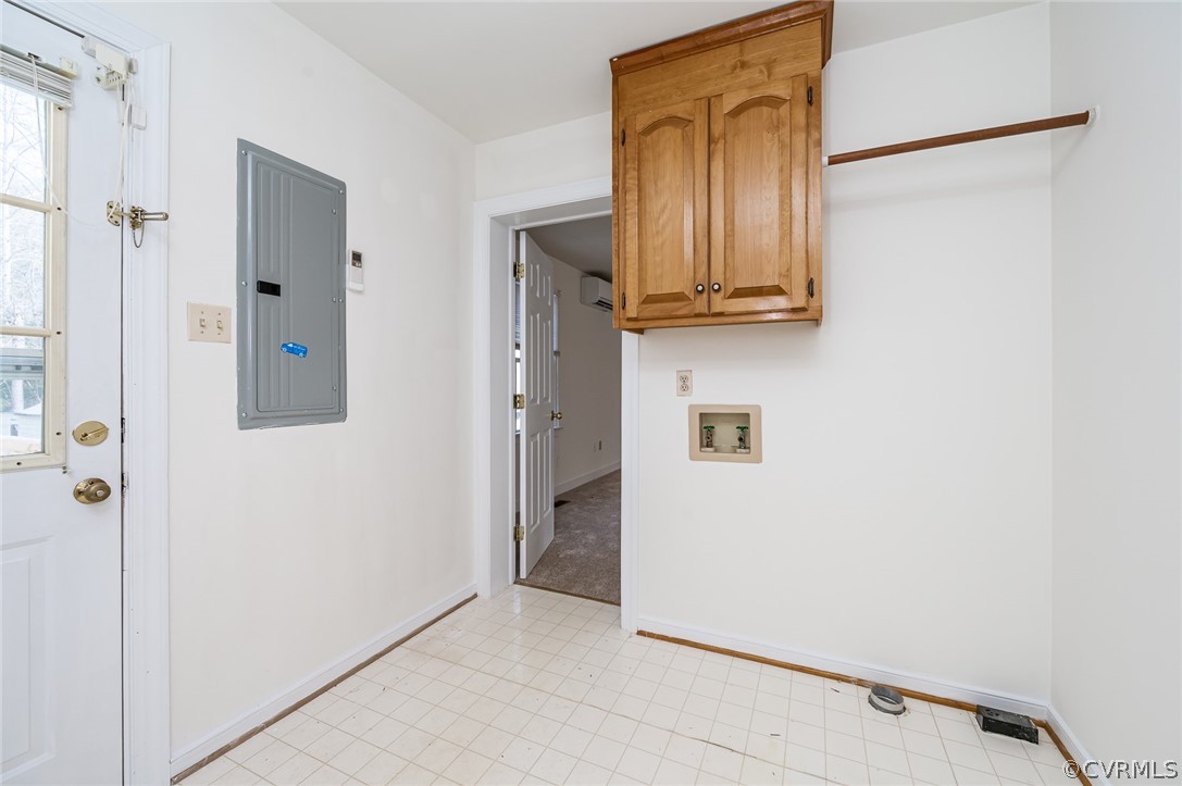 13530 Spring Run Road Midlothian, VA 23112 - Photo 17 of 41 a view of a closet area