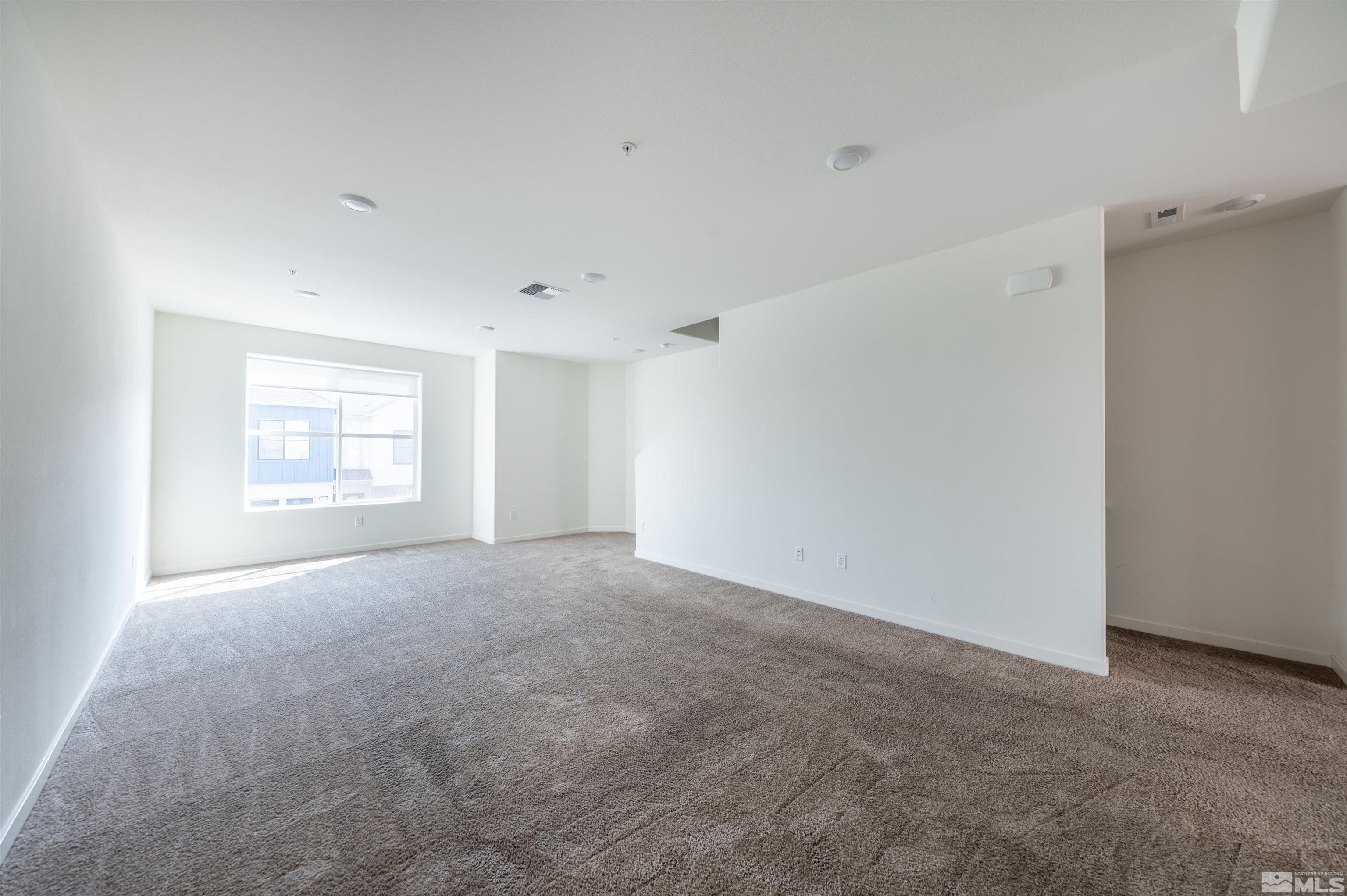 5175 Ronald Stephen Circle Reno, NV 89503 - Photo 11 of 23 Photo 11