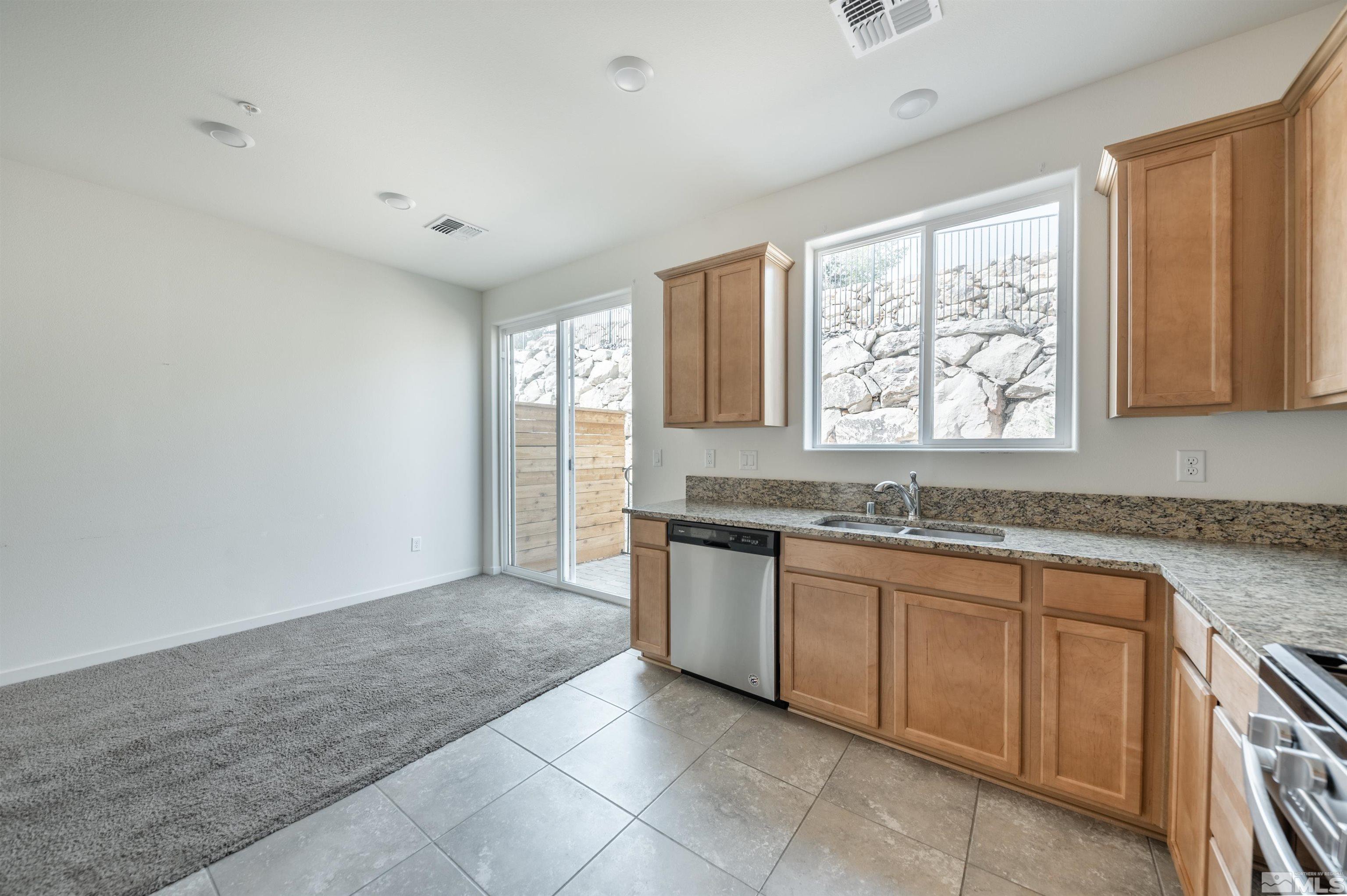 5175 Ronald Stephen Circle Reno, NV 89503 - Photo 8 of 23 Photo 8