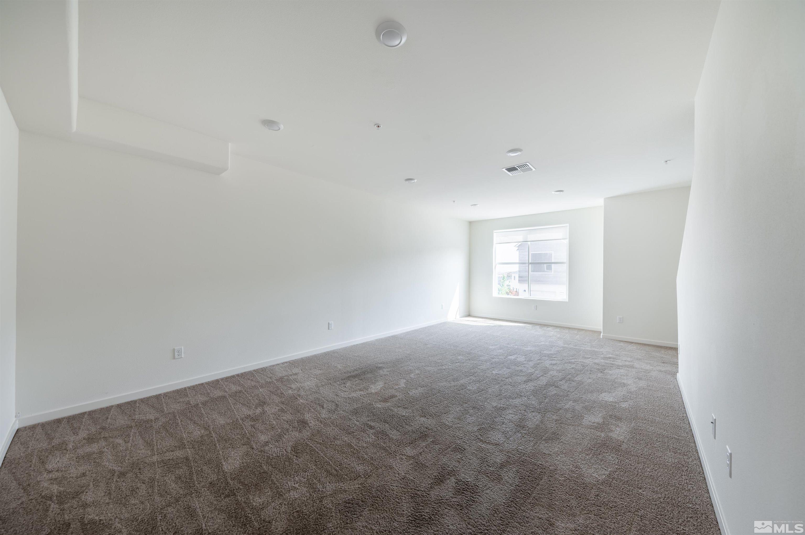 5175 Ronald Stephen Circle Reno, NV 89503 - Photo 10 of 23 Photo 10