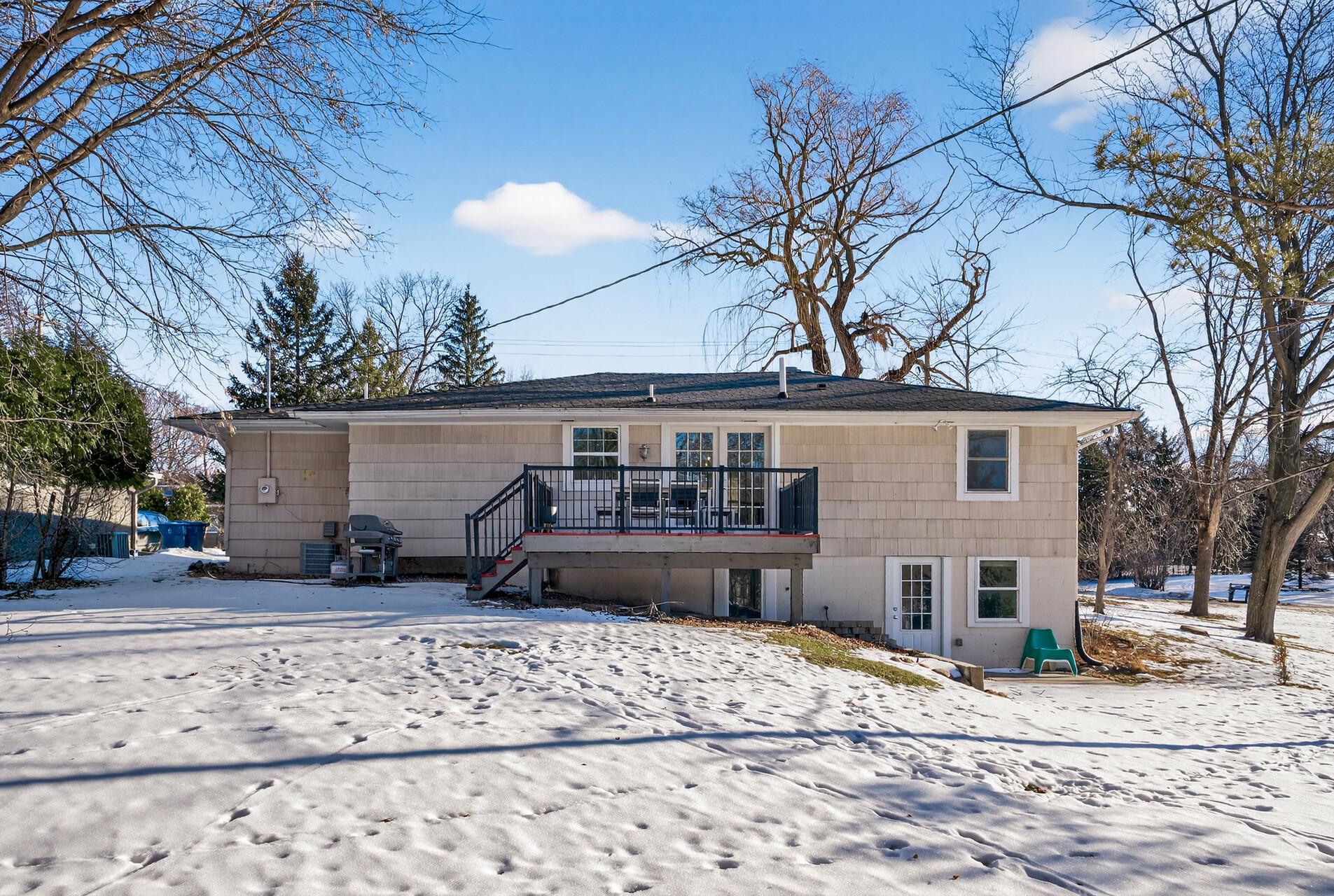 5330 Manitou Road Tonka Bay, MN 55331 - Photo 11 of 30