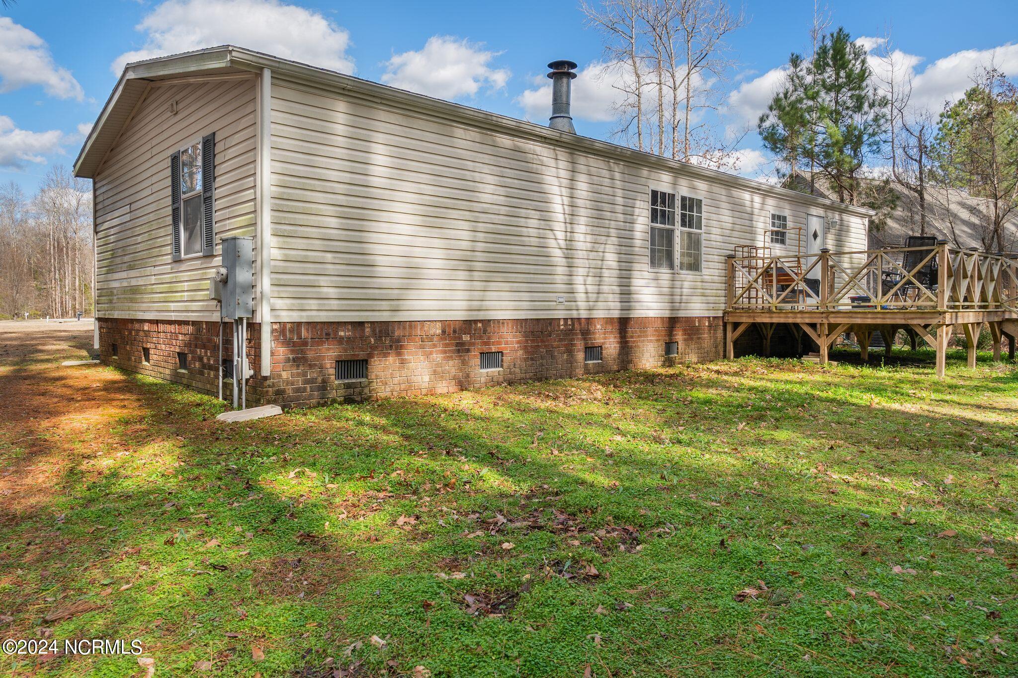 242 Shingle Brook Road New Bern, NC 28560 - Photo 37 of 49 Back