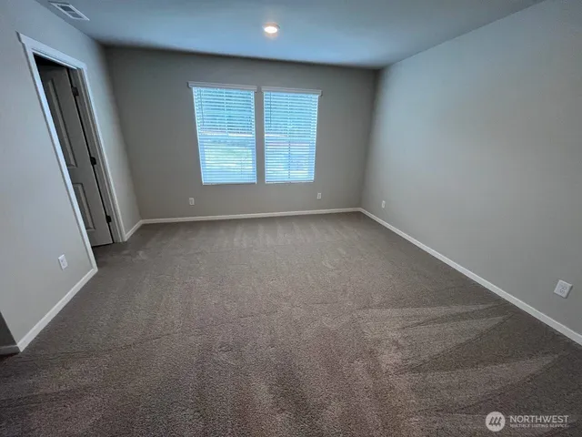 $2,600 | 2114 Trailside Drive Northeast, Olympia, WA 98506