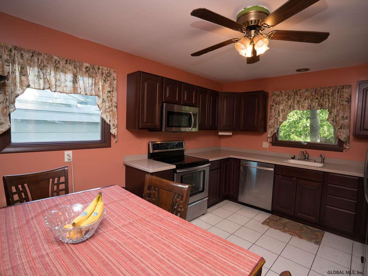 2934 Windermere Road Schenectady, NY 12304 - Photo 3 of 10 Photo 3