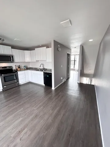 $220,000 | 4502 West Westchester Square, Unit 3, Milwaukee, WI 53214