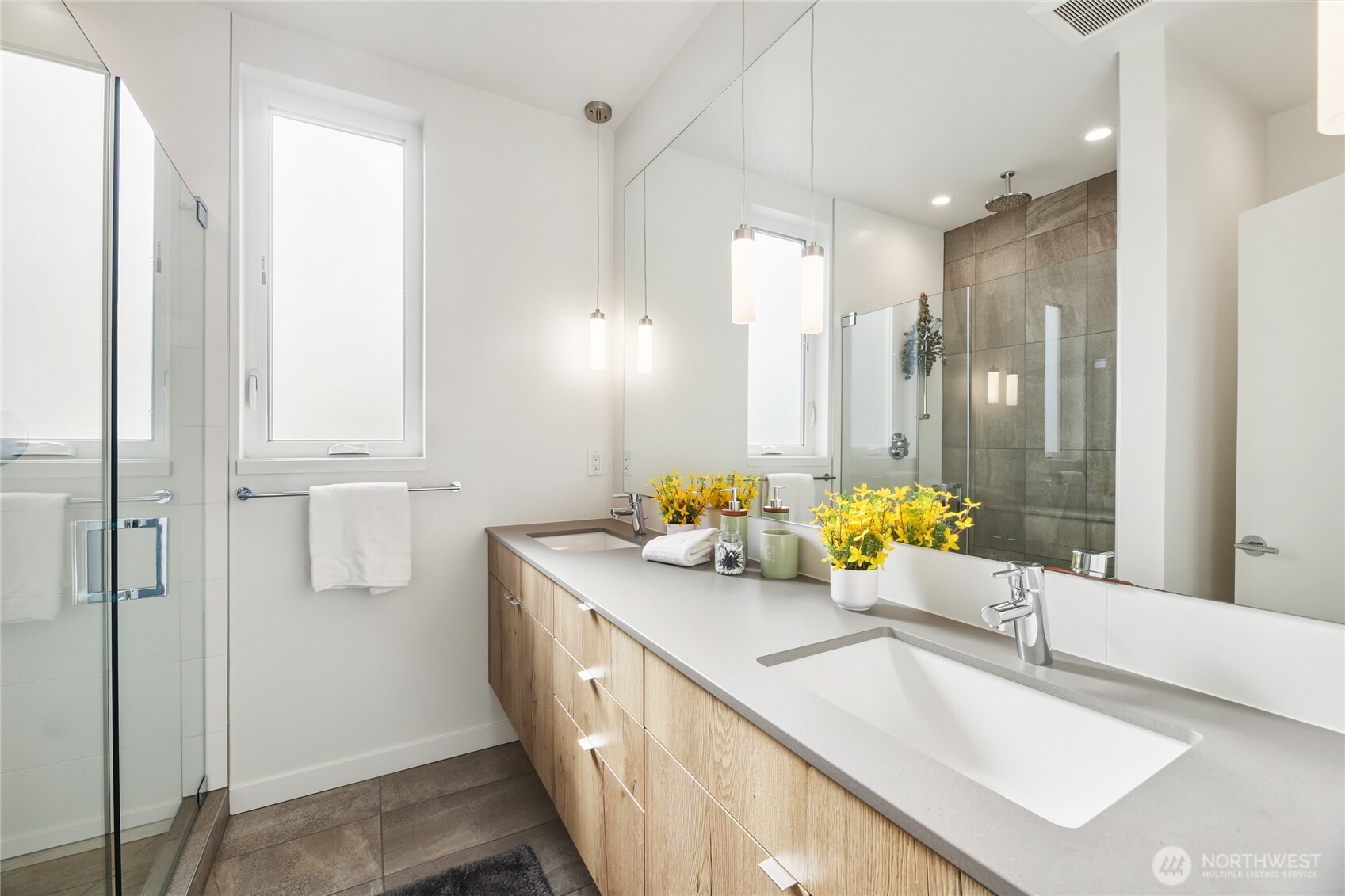 6712 36th Avenue Southwest Seattle, WA 98126 - Photo 15 of 26