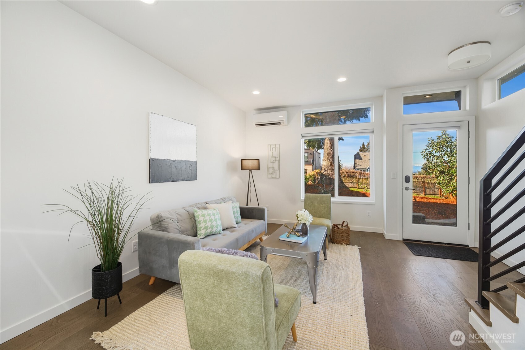 6712 36th Avenue Southwest Seattle, WA 98126 - Photo 6 of 26