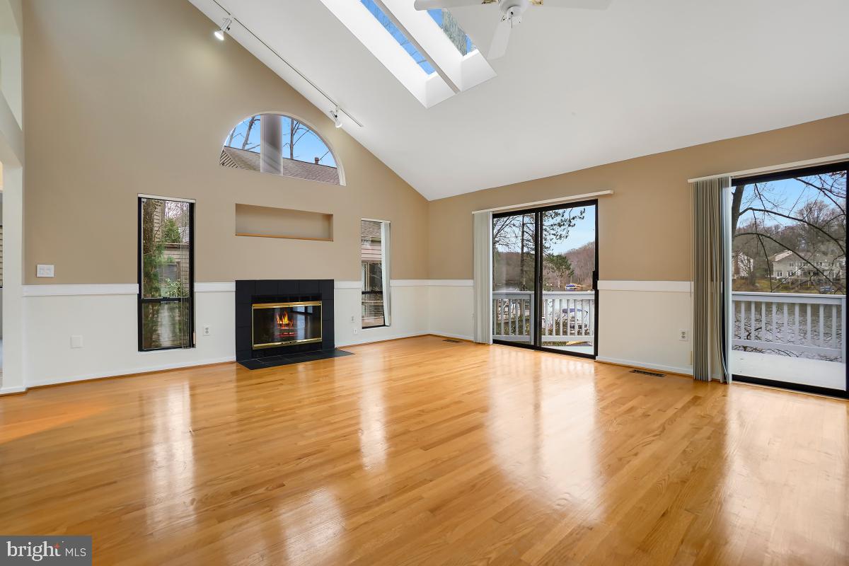 2259 Compass Point Lane Reston, VA 20191 - Photo 12 of 58