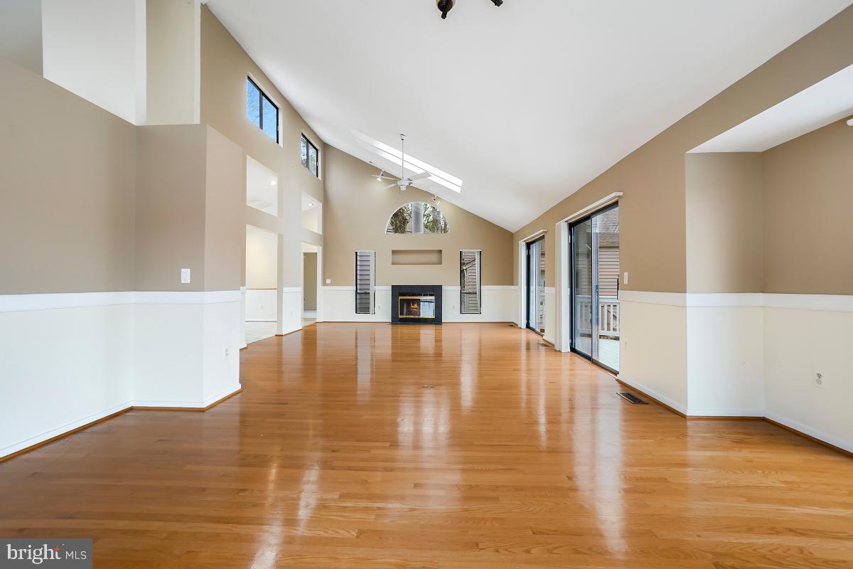 2259 Compass Point Lane Reston, VA 20191 - Photo 17 of 58