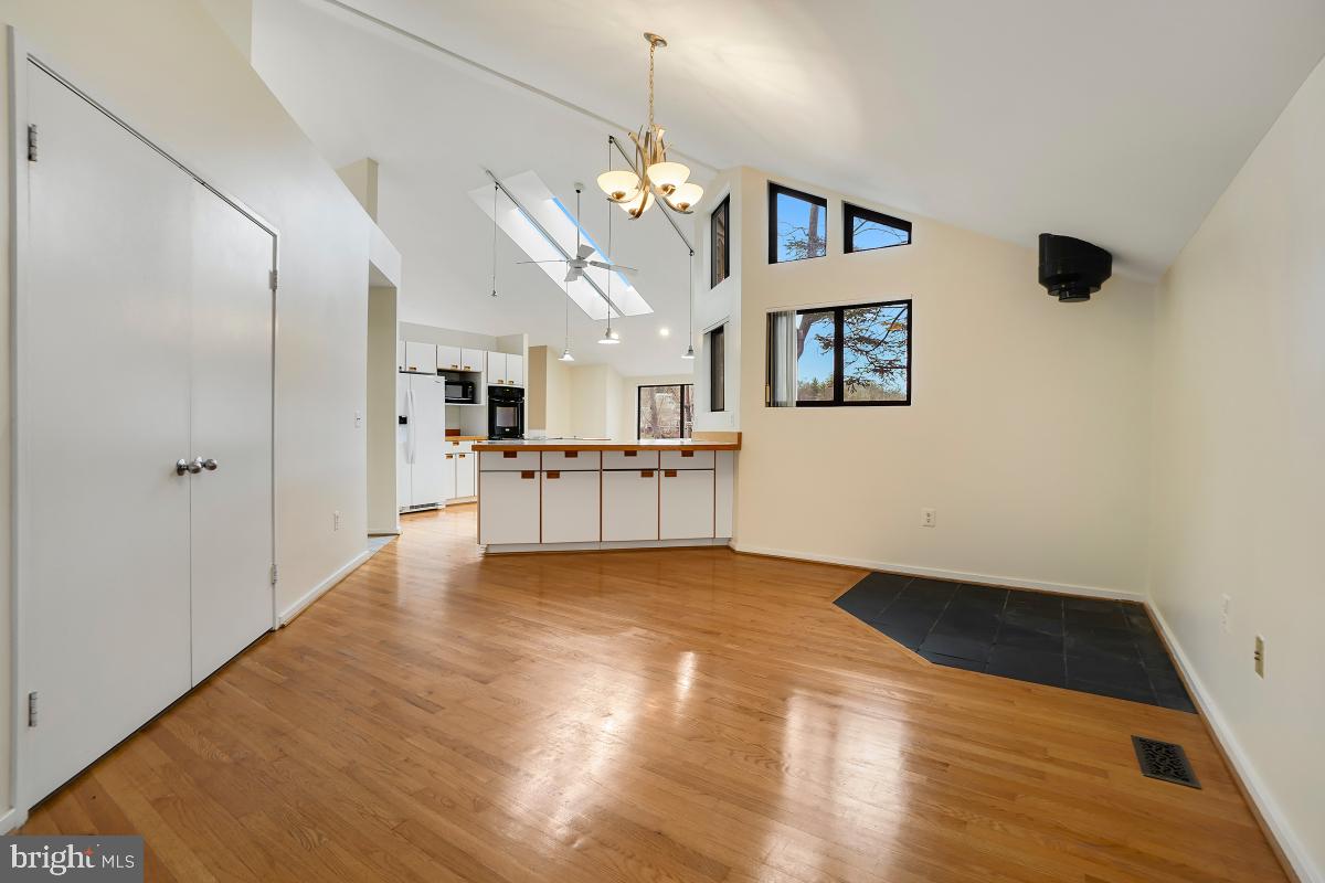 2259 Compass Point Lane Reston, VA 20191 - Photo 26 of 58