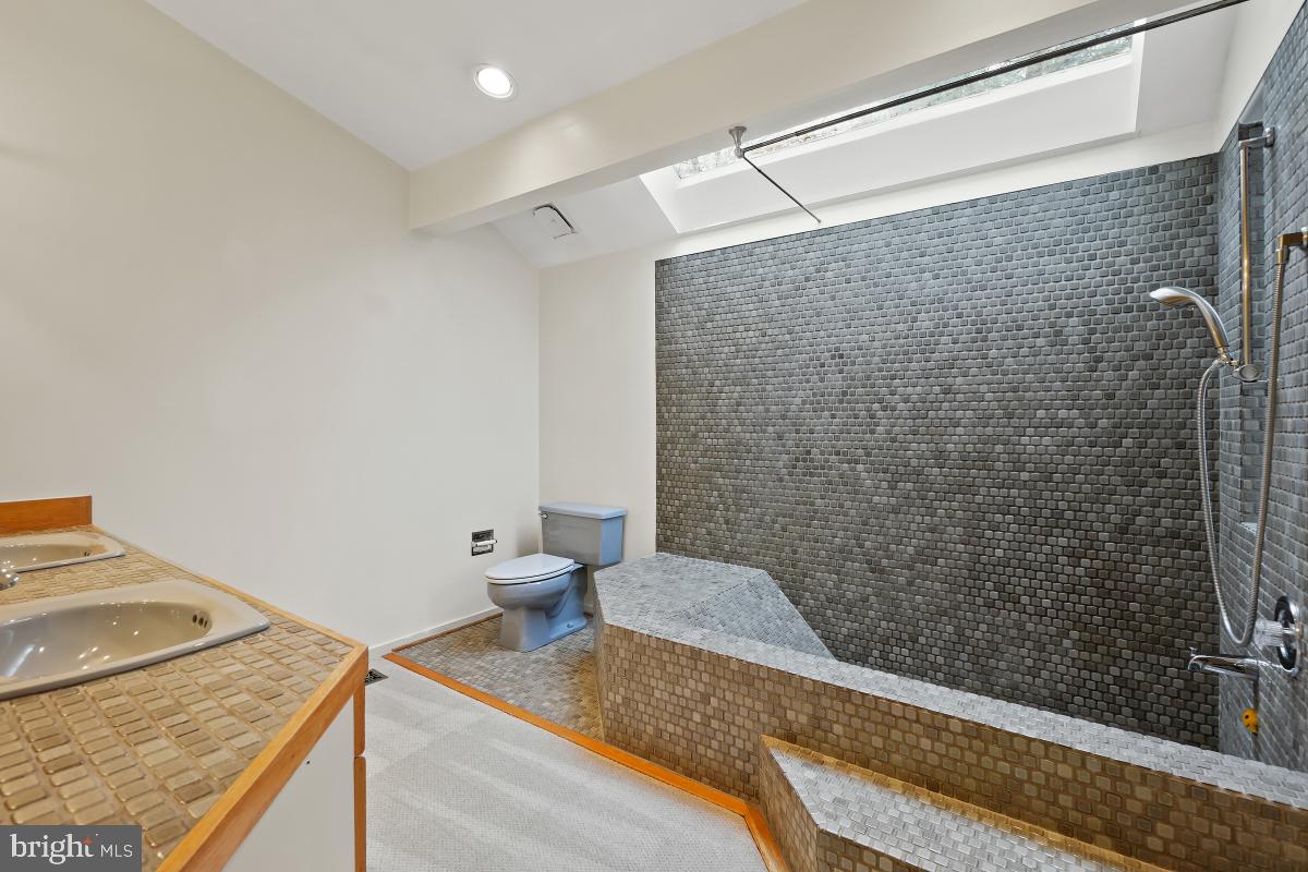 2259 Compass Point Lane Reston, VA 20191 - Photo 33 of 58