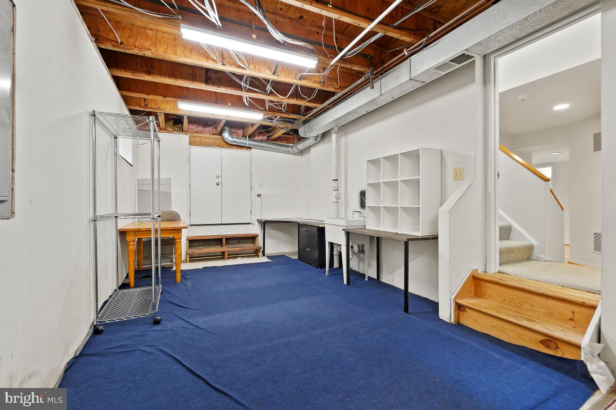 2259 Compass Point Lane Reston, VA 20191 - Photo 35 of 58