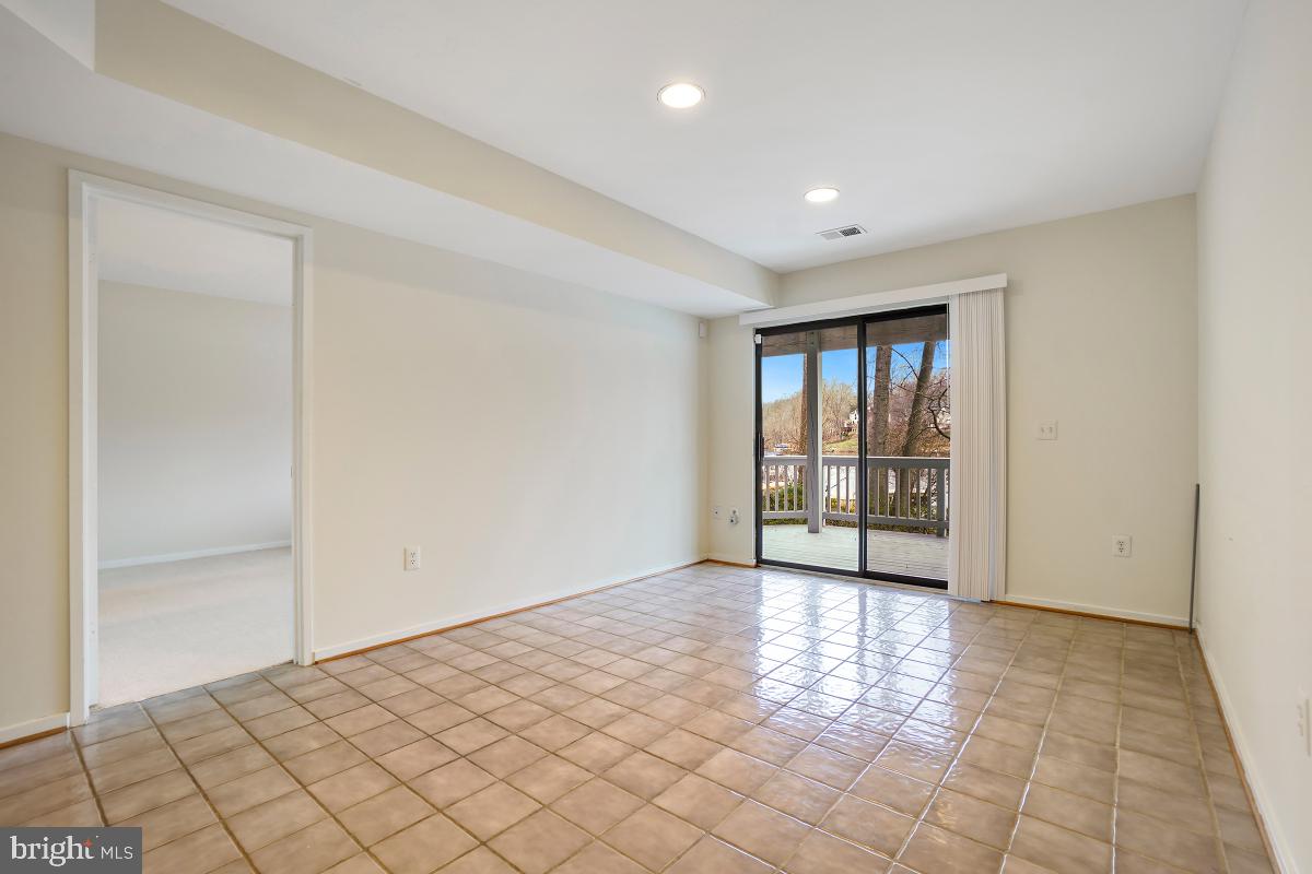 2259 Compass Point Lane Reston, VA 20191 - Photo 40 of 58