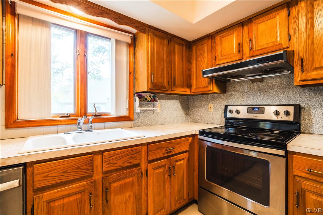 122 Ravenhill Road Tamiment, PA 18371 - Photo 13 of 45 Gallery Image 13