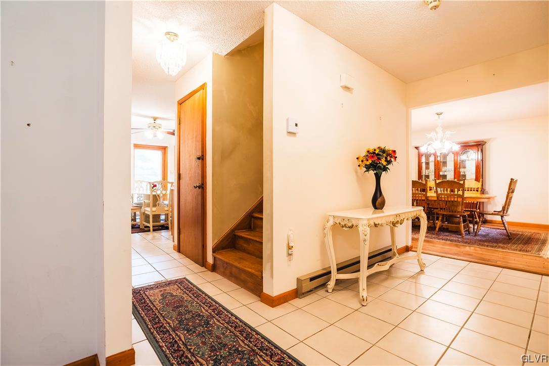 122 Ravenhill Road Tamiment, PA 18371 - Photo 8 of 45 Gallery Image 8