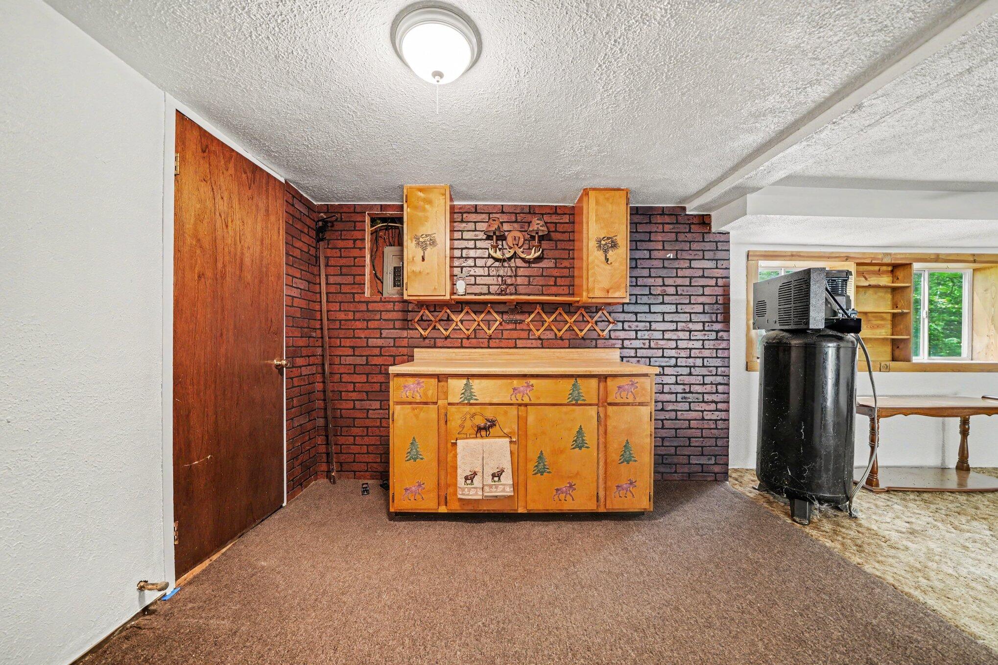 310 South Philip Road Niles, MI 49120 - Photo 25 of 32 Basement Recreation Area