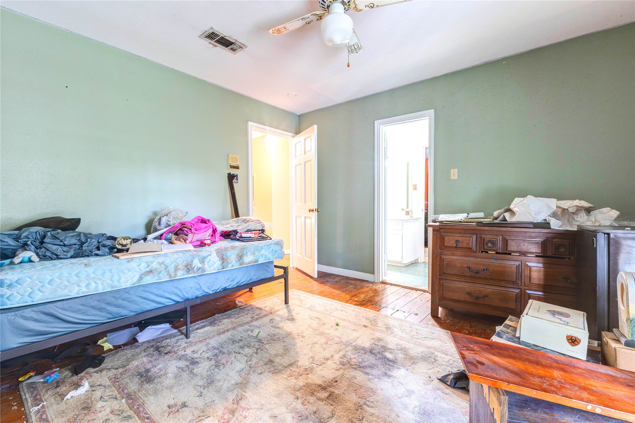 32037 Dobbin-Huffsmith Road Magnolia, TX 77354 - Photo 31 of 49 a bed room with a bed and furniture