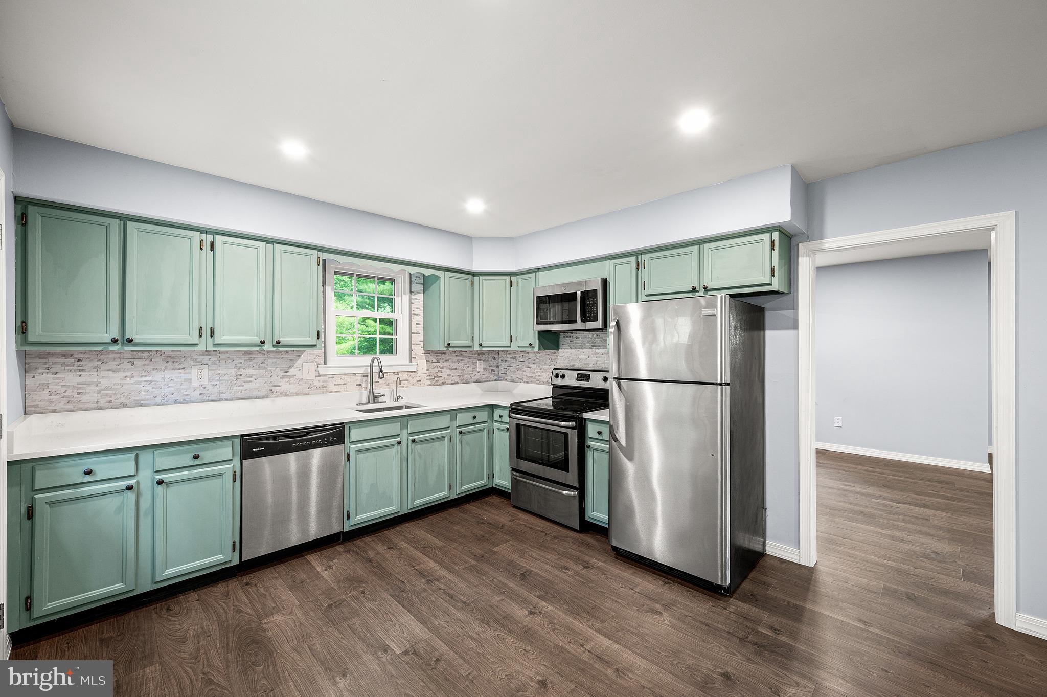 1199 Glenside Road Downingtown, PA 19335 - Photo 11 of 47 Kitchen