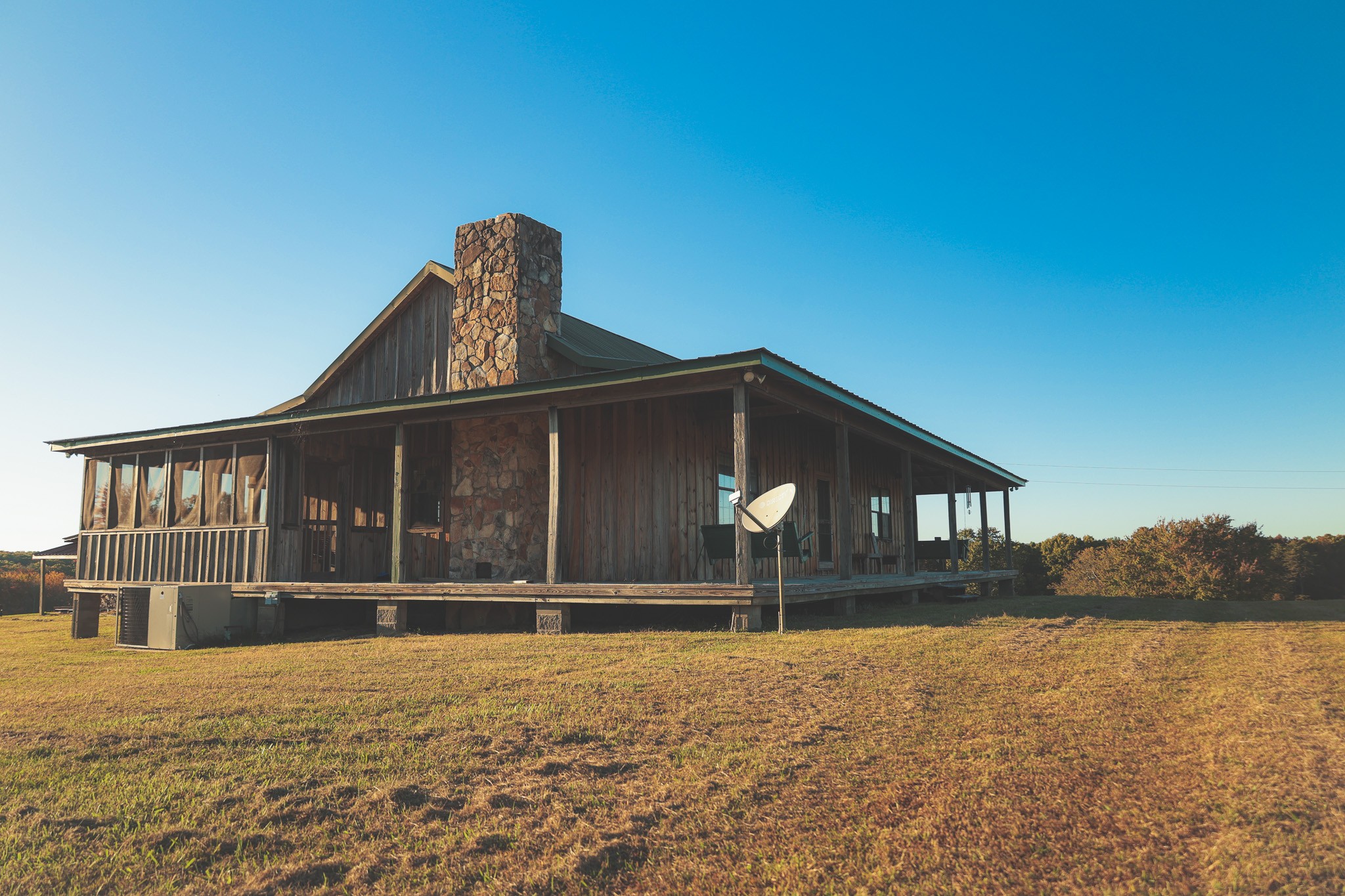 1047 Nelson Harrison Road Evensville, TN 37332 - Photo 40 of 100 a front view of a house with a yard