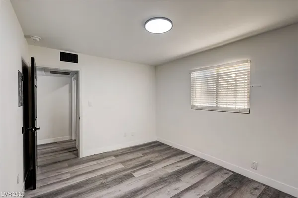$1,095 | 1922 Fairfield Avenue, Unit 102, Las Vegas, NV 89102