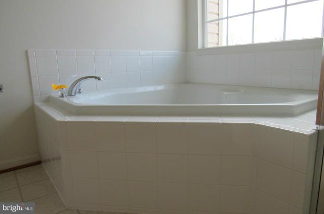 12906 Yellow Jacket Road Hagerstown, MD 21740 - Photo 13 of 20 Bedroom (Master)